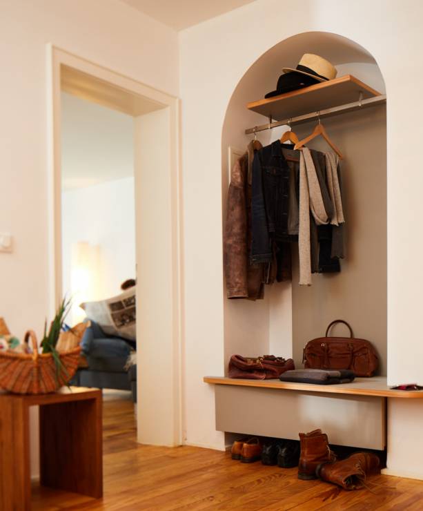 Garderobe Ein individuell gestaltetes Konzept für die Aufbewahrung von Jacken, Mänteln, Hüten, Taschen und mehr.